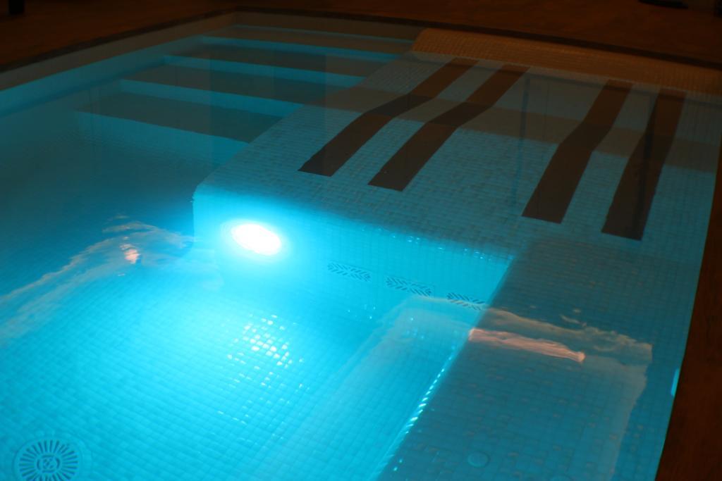 Hotel Vilobi Viloví de Oñar Kültér fotó