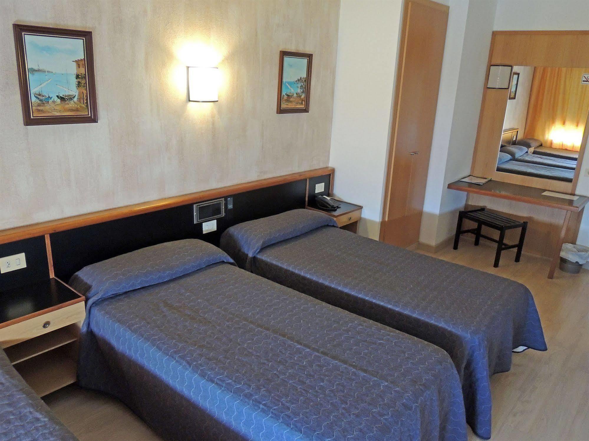 Hotel Vilobi Viloví de Oñar Kültér fotó
