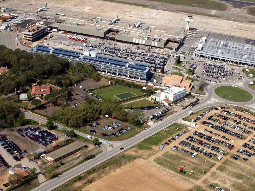 Hotel Vilobi Viloví de Oñar Kültér fotó